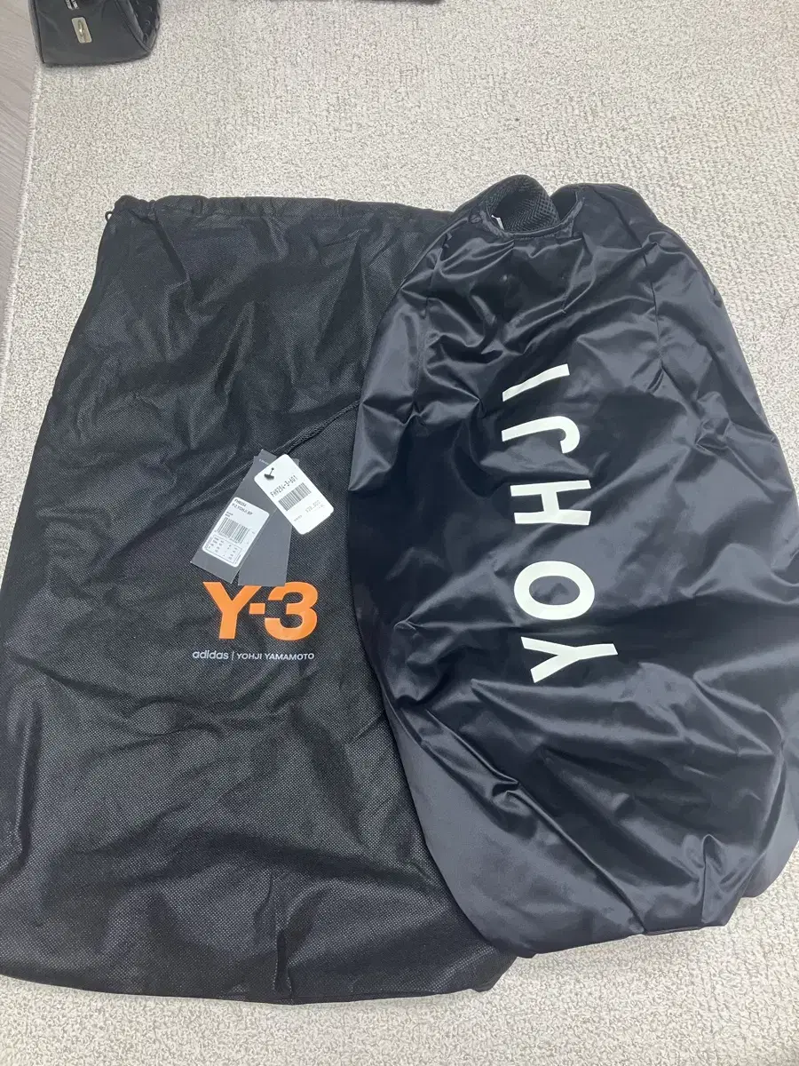 Y-3 요지야마모토 백팩